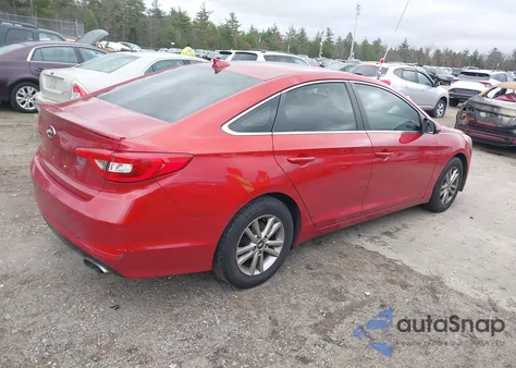 2017 Hyundai Sonata z USA, uszkodzony, nr VIN 5NPE24AF4HH513227